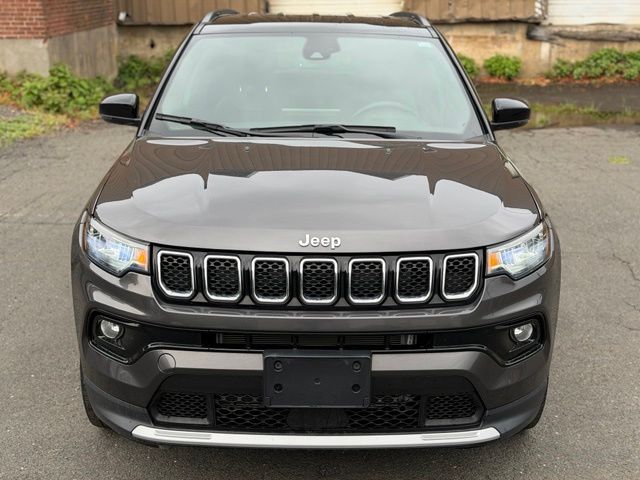 2023 Jeep Compass view 2