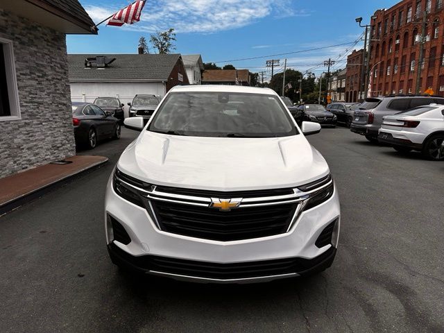 2023 Chevrolet Equinox view 2