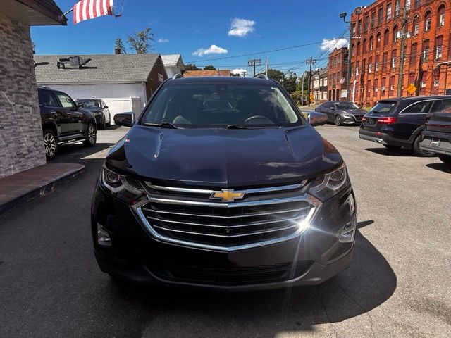 2020 Chevrolet Equinox view 2