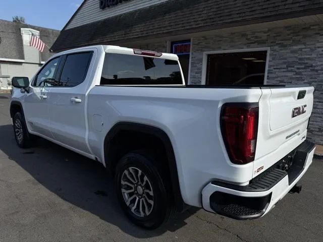 2023 GMC Sierra 1500 view 5