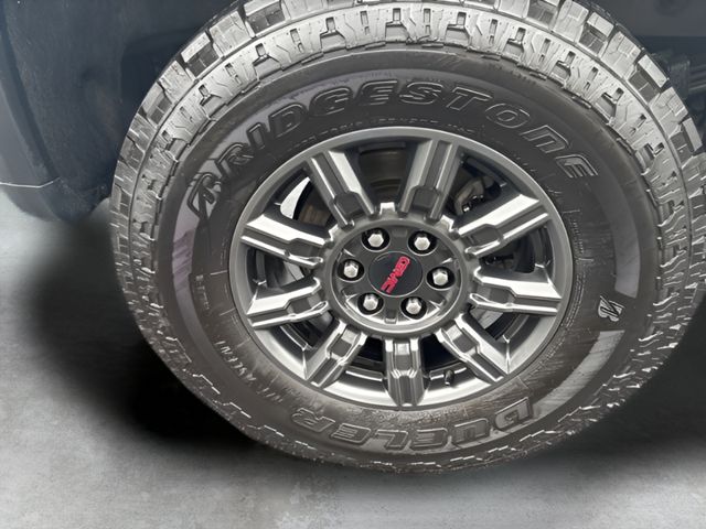 2024 GMC Sierra 1500 AT4X - Photo 10