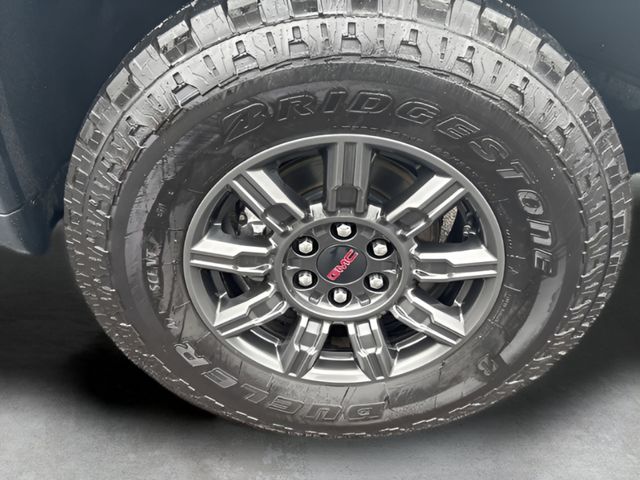 2024 GMC Sierra 1500 AT4X - Photo 12
