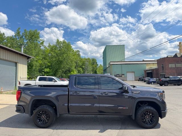 2022 GMC Sierra 1500 view 4