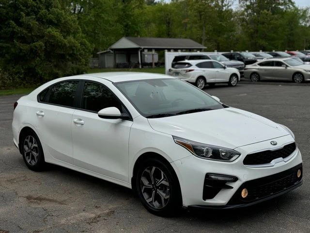 2021 Kia Forte view 3
