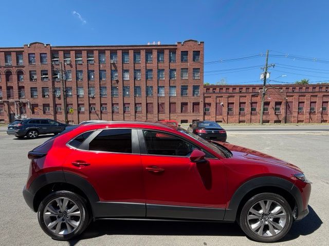 2023 Mazda CX-30 view 4