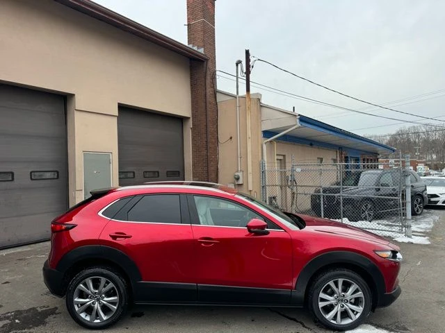 2023 Mazda CX-30 view 4