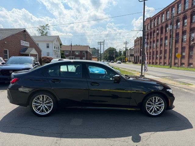 2023 BMW 3 Series view 4