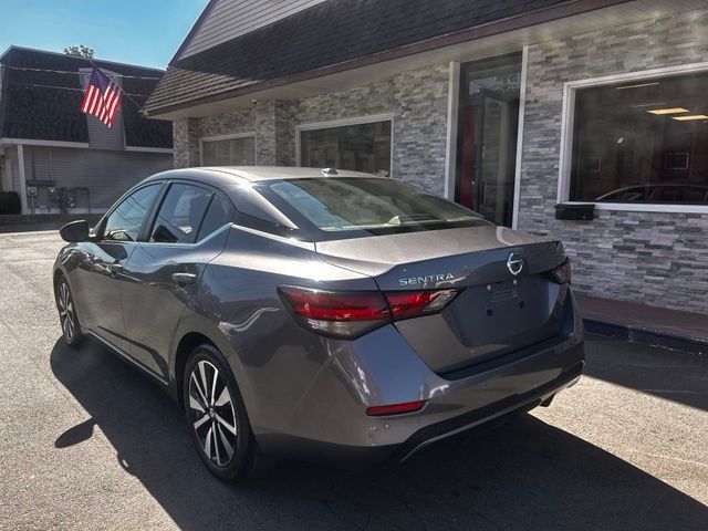 2022 Nissan Sentra view 5