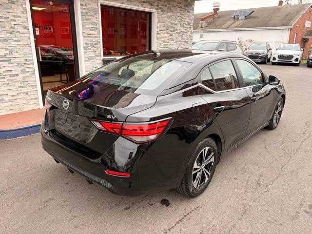 2022 Nissan Sentra view 5