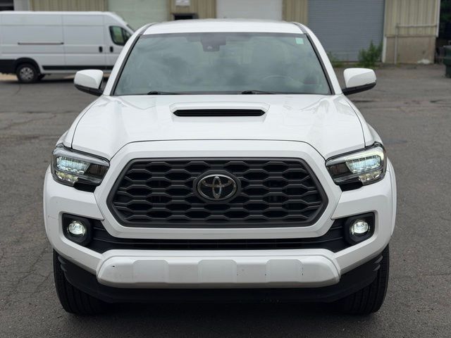 2021 Toyota Tacoma view 2