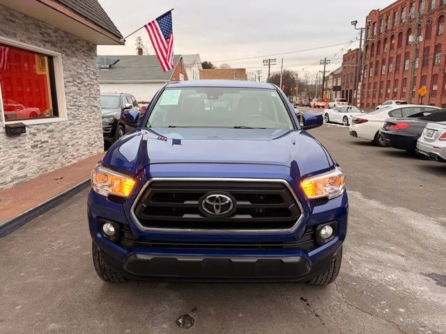 2022 Toyota Tacoma view 2