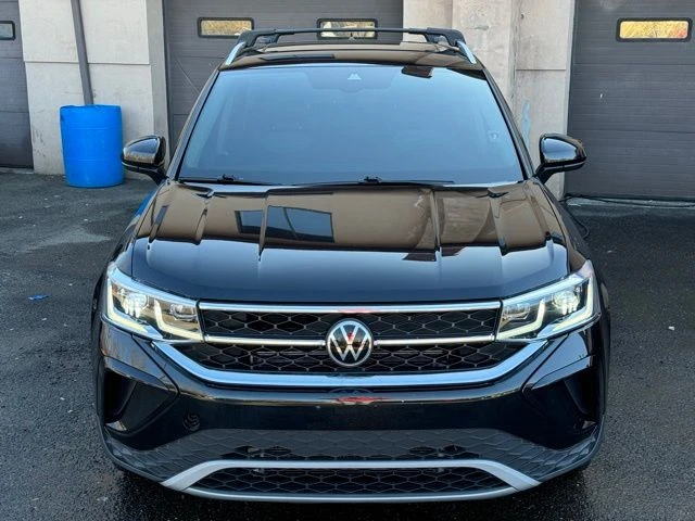 2022 Volkswagen Taos view 2