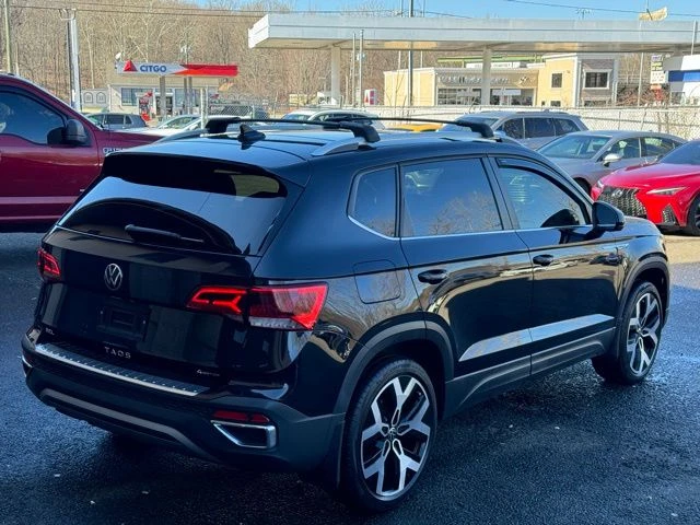 2022 Volkswagen Taos view 5