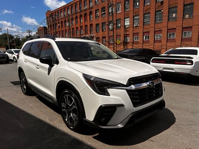 2024 Subaru Ascent view 3