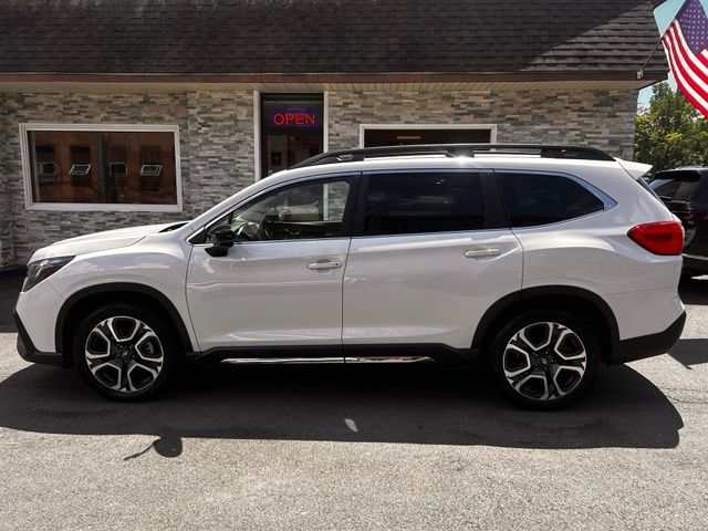 2024 Subaru Ascent view 4