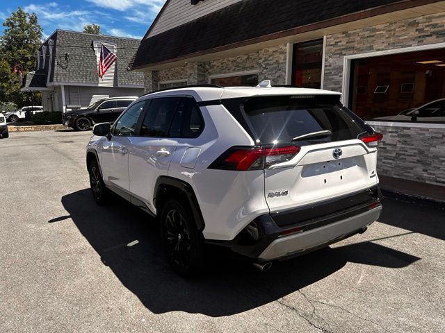 2024 Toyota RAV4 Hybrid view 5