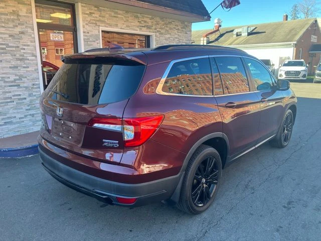 2022 Honda Pilot view 5