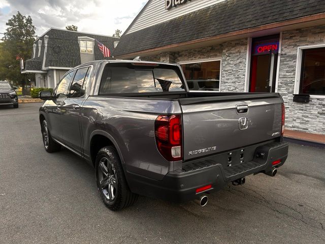 2023 Honda Ridgeline view 5