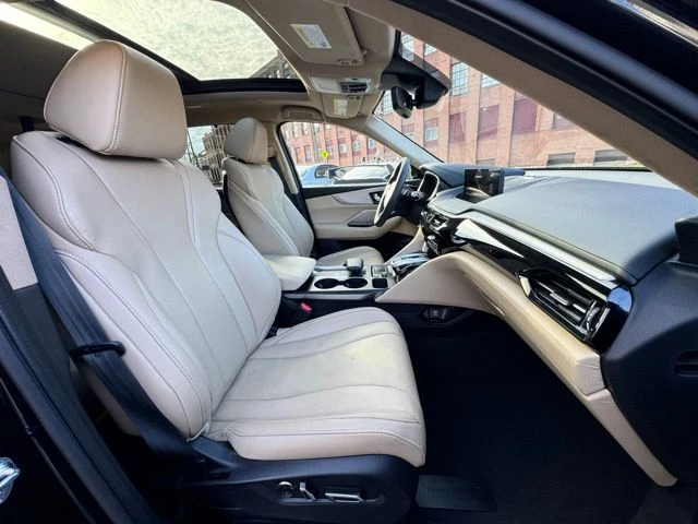 2023 Acura MDX view 4