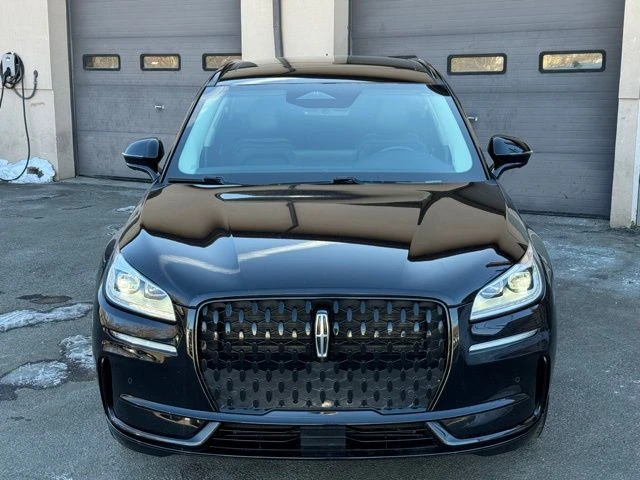 2023 Lincoln Corsair view 2