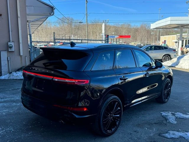 2023 Lincoln Corsair view 5