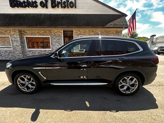 2023 BMW X3 view 4