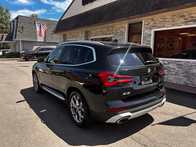 2023 BMW X3 view 5