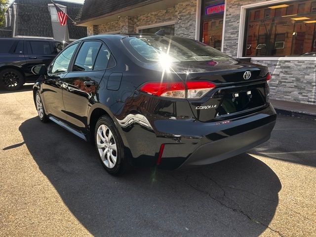 2024 Toyota Corolla view 5