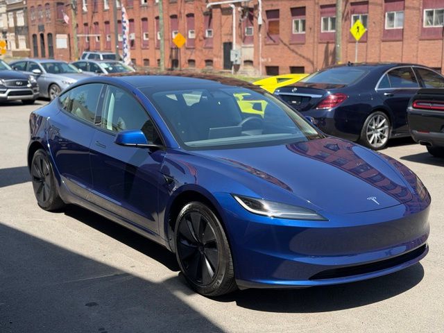 2025 Tesla Model 3 view 3