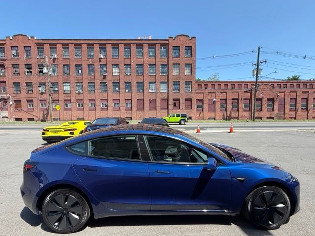 2025 Tesla Model 3 view 4