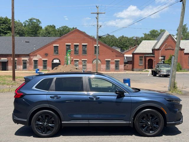 2024 Honda CR-V Hybrid view 4