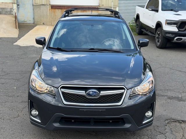 2017 Subaru Crosstrek view 2