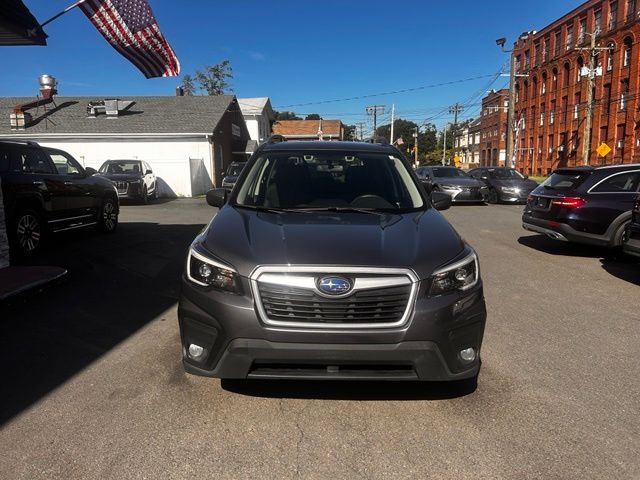 2021 Subaru Forester view 2