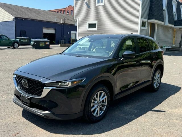 2023 Mazda CX-5 S Preferred package Auto AWD's photo