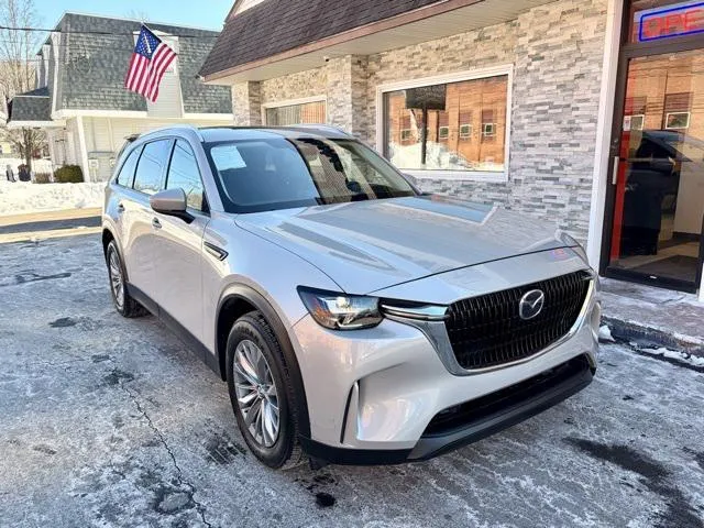 2024 Mazda CX-90 view 3