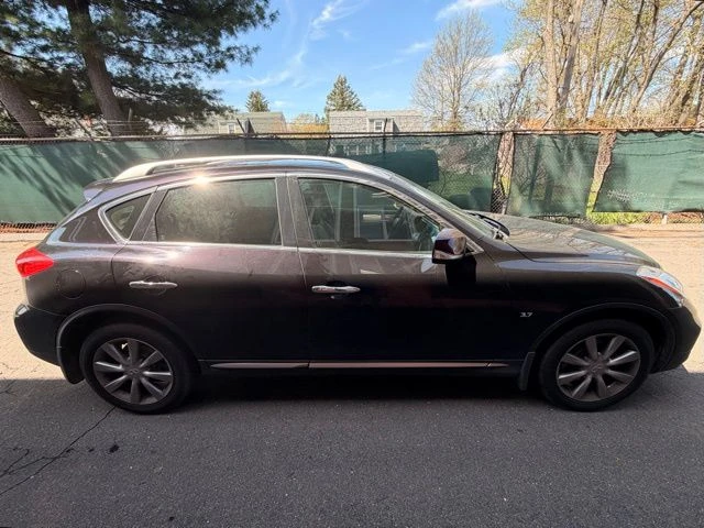2017 INFINITI QX50 view 4