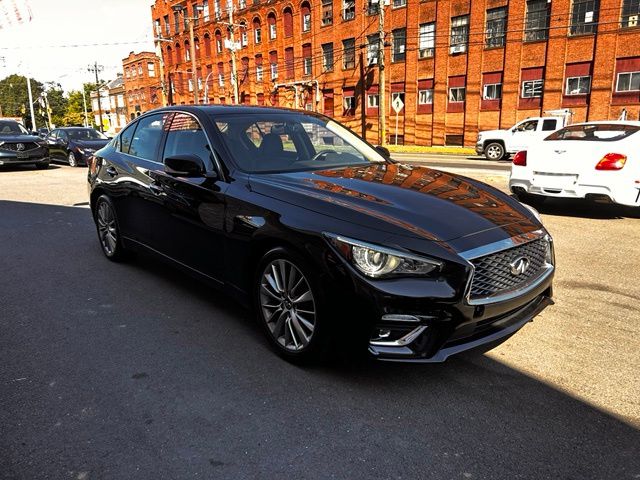 2023 INFINITI Q50 view 3