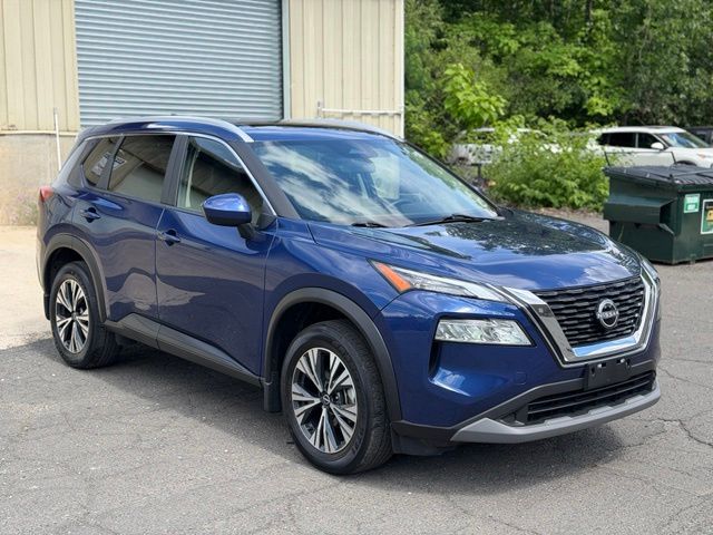 2023 Nissan Rogue view 3