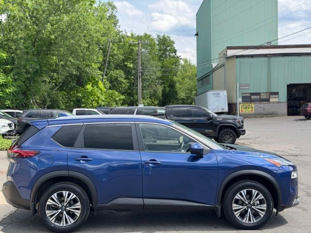 2023 Nissan Rogue view 4