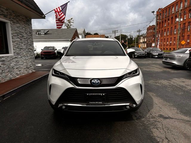2023 Toyota Venza view 2