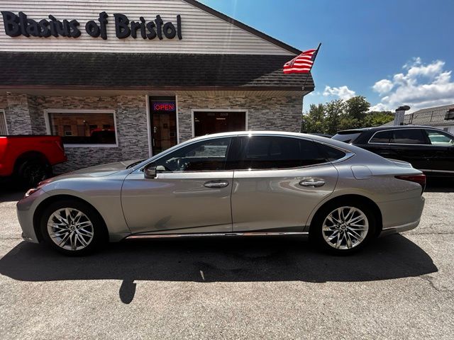 2022 Lexus LS view 5