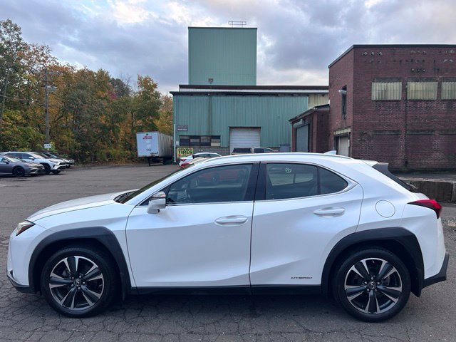 2021 Lexus UX view 4