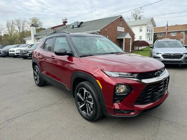 2023 Chevrolet TrailBlazer view 3