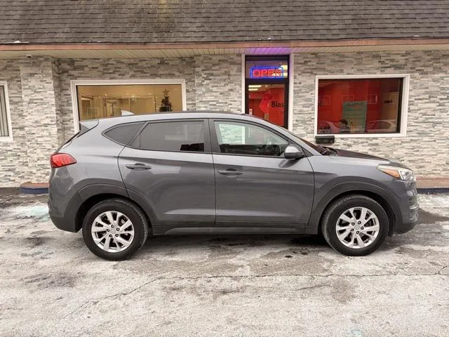 2019 Hyundai Tucson view 4