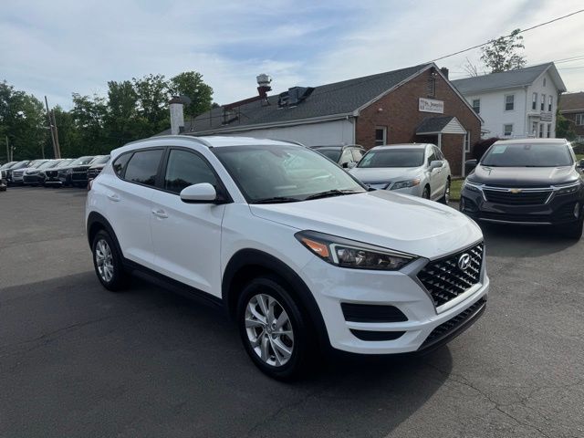 2020 Hyundai Tucson view 3