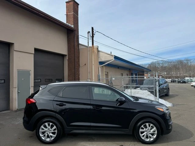 2019 Hyundai Tucson view 4
