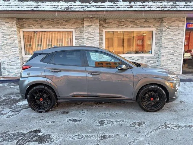2021 Hyundai Kona view 4