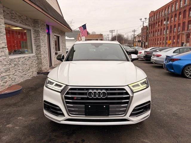2020 Audi SQ5 view 2
