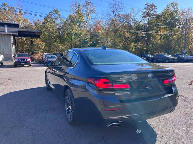 2023 BMW 5 Series view 5