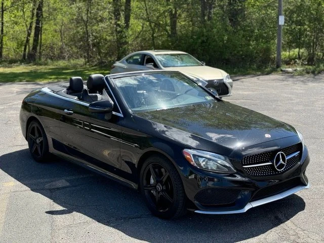 2017 Mercedes-Benz C-Class view 3